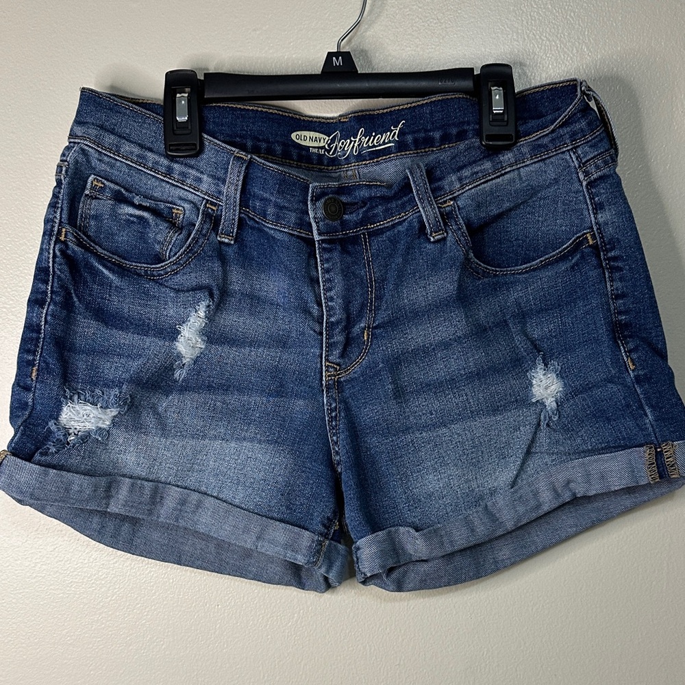 Old Navy  the boyfriend Women's Distressed Blue Jean Shorts Size 6Regular